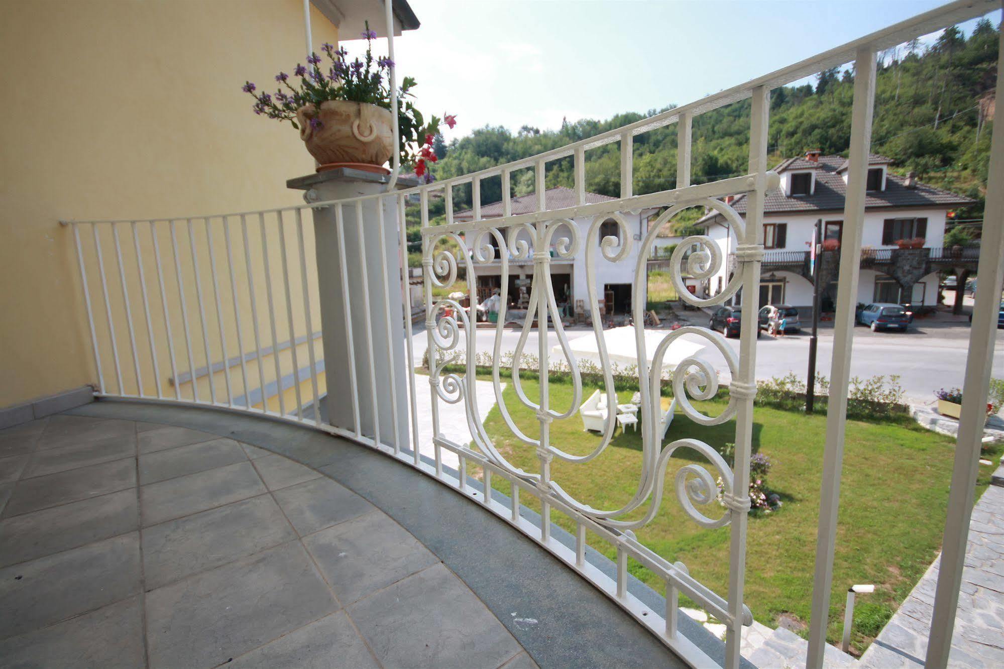 Affittacamere Bel Sole Borghetto di Vara Exterior photo